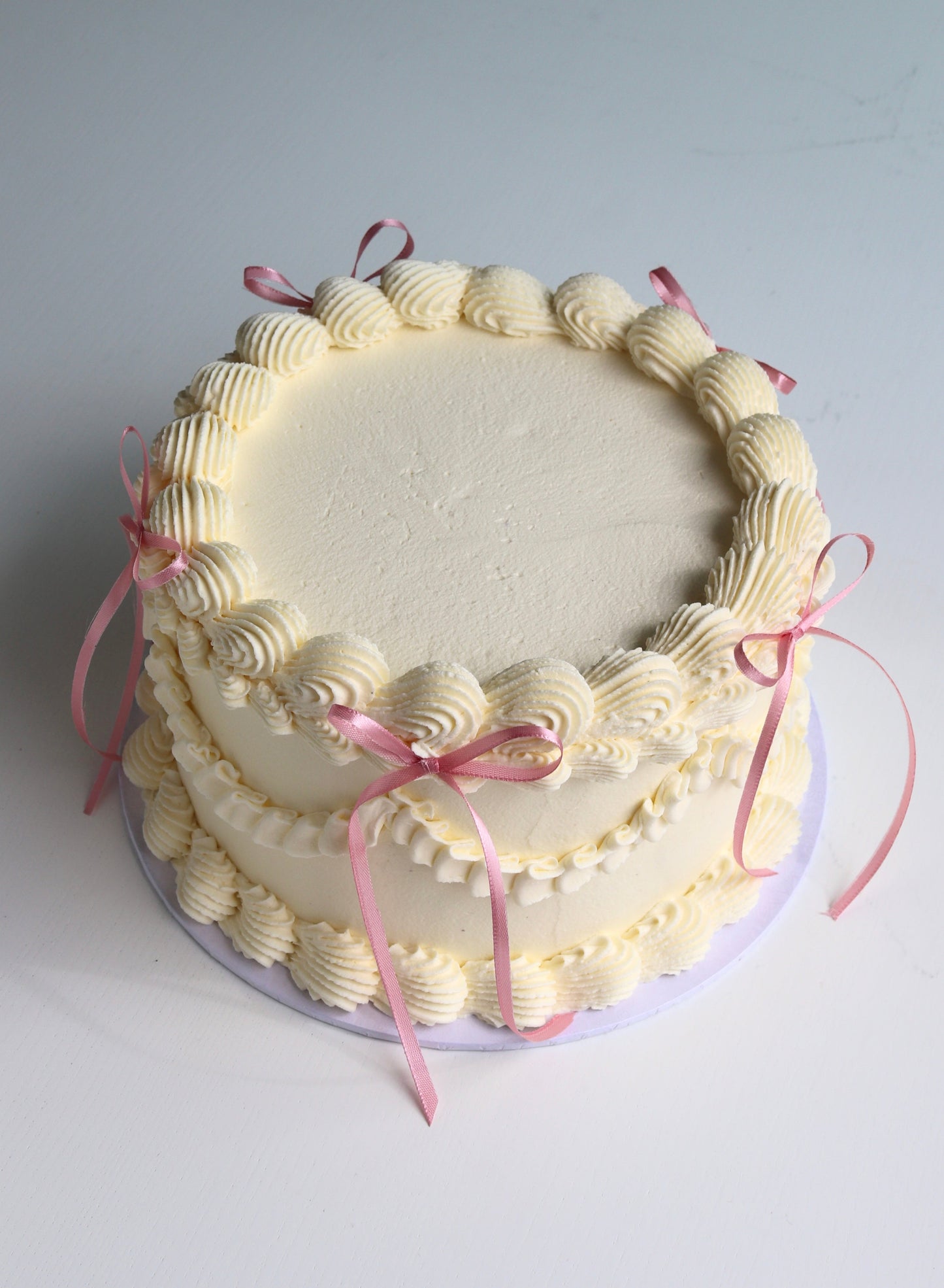 Bow Cake