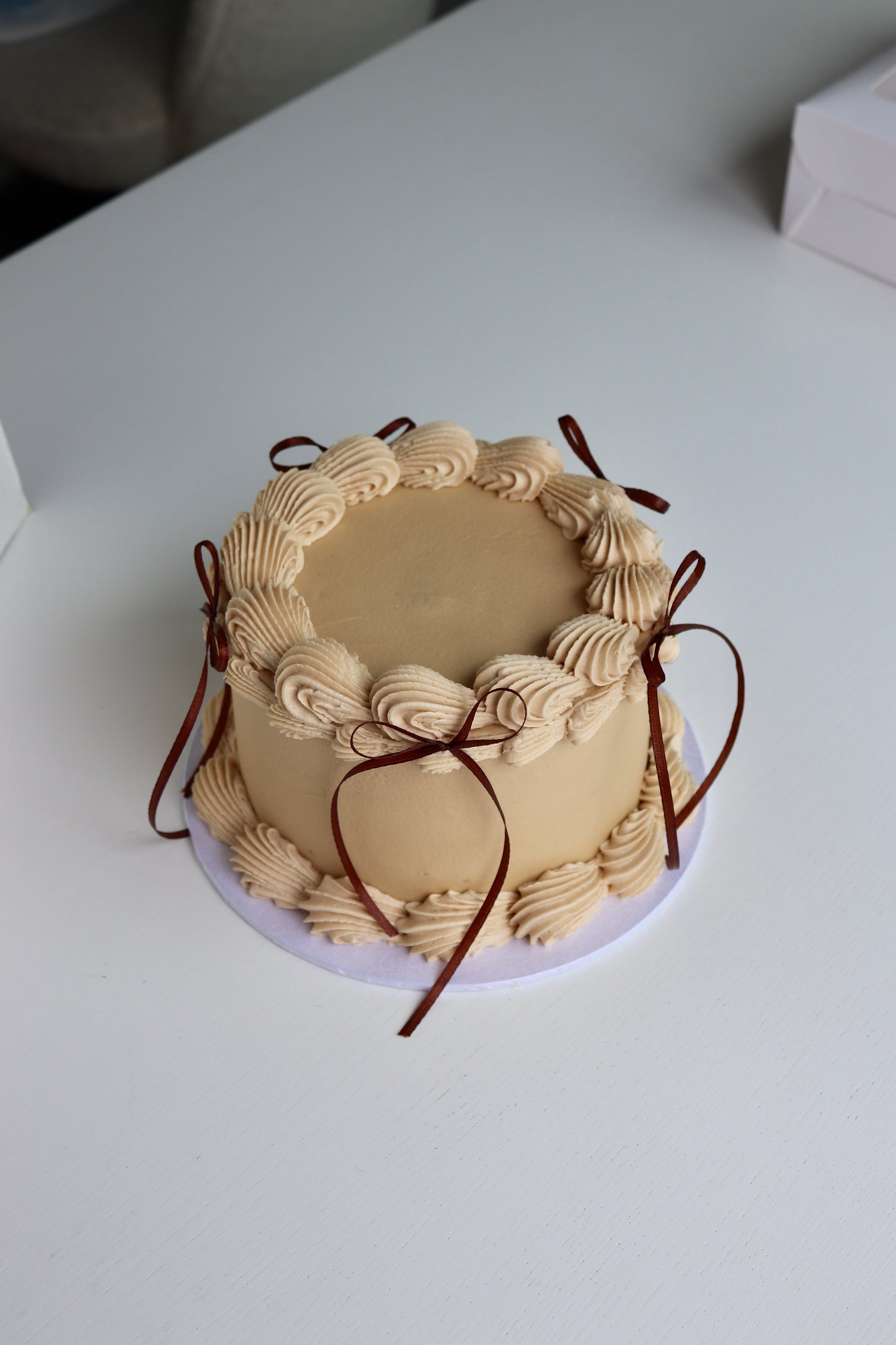 Bow Cake