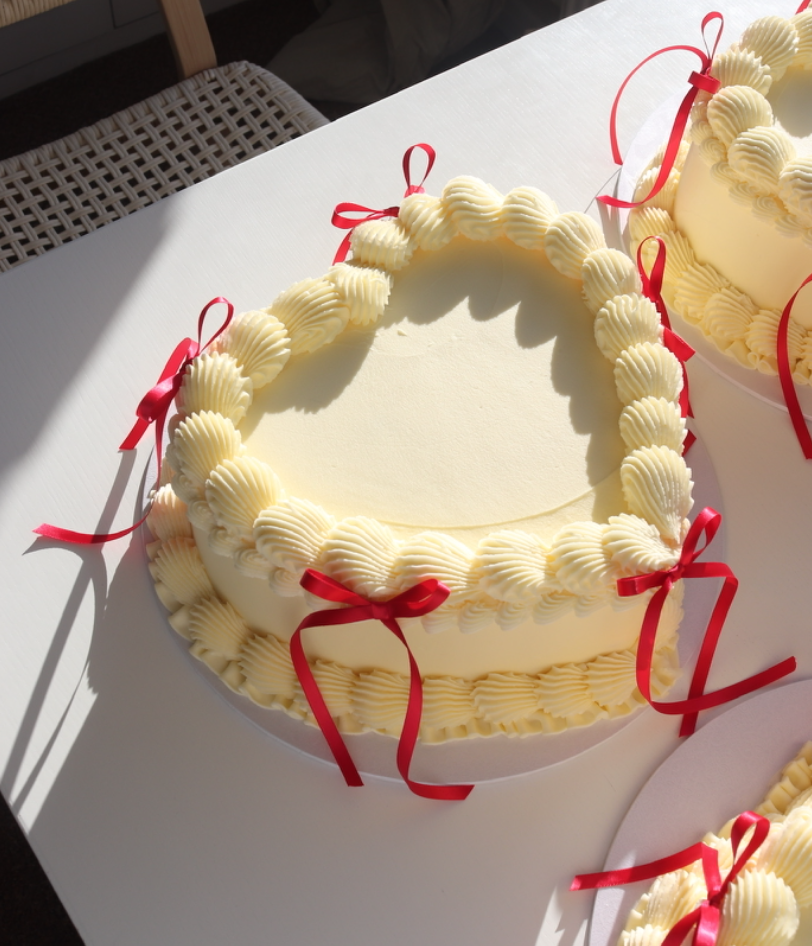 Vintage Heart Cake