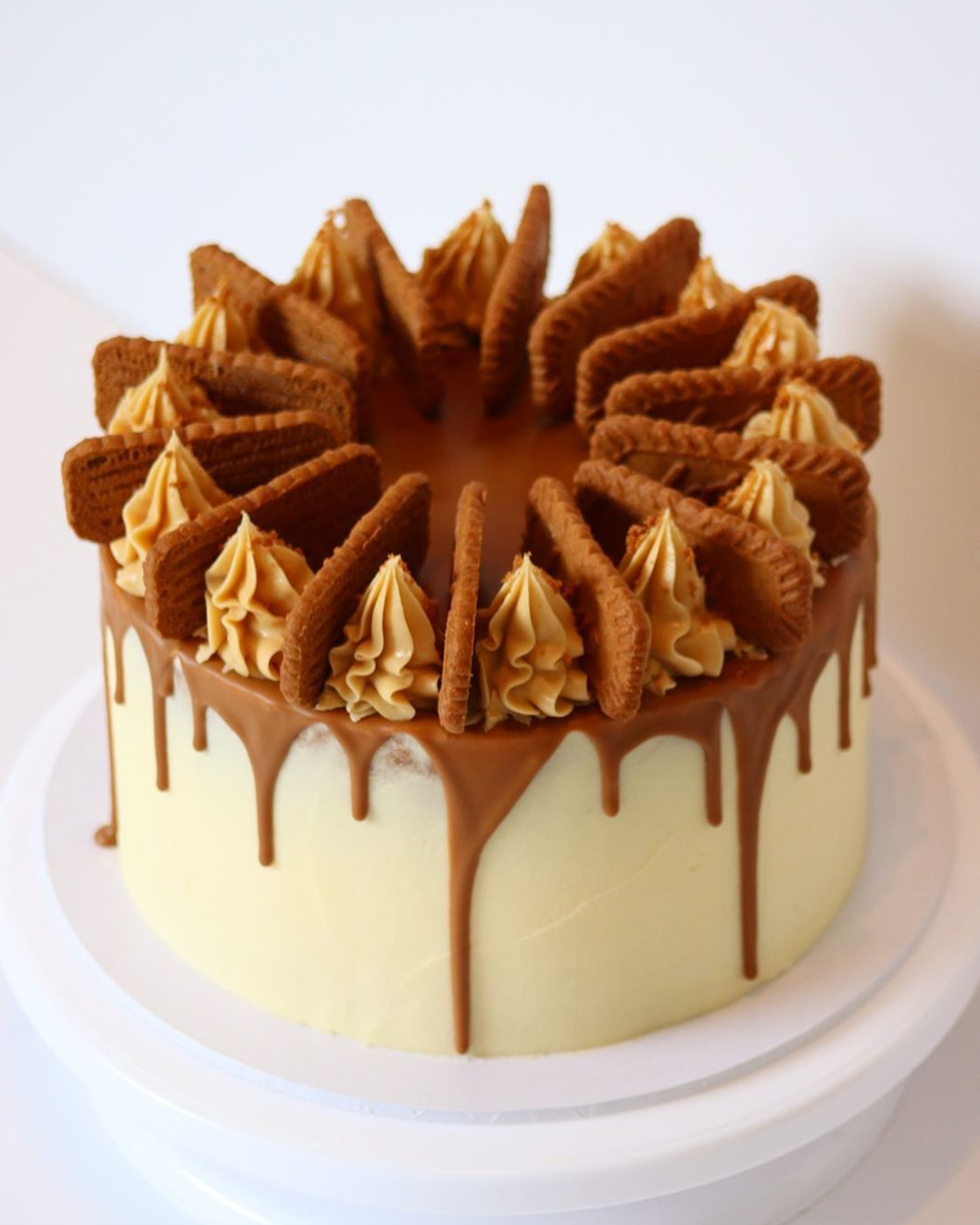 Biscoff Cake