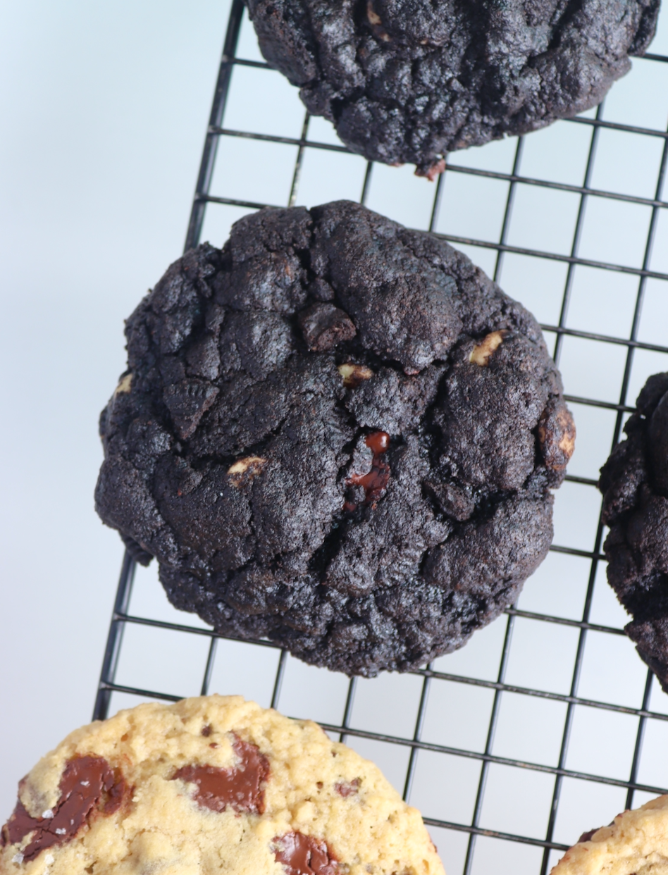 Black Cocoa Cookies n Creme Cookies