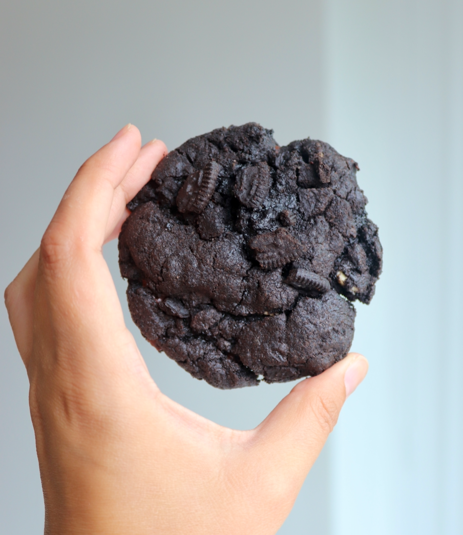 Black Cocoa Cookies n Creme Cookies