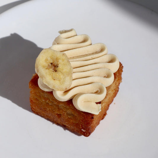 Banana, Almond and Banana Salted Caramel Mini Cake