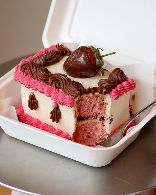 Chocolate Strawberry Lunchbox Cake